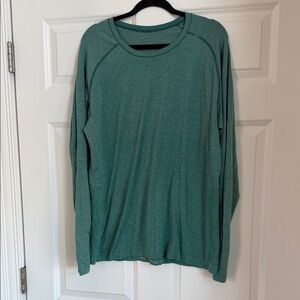Lululemon Metal Vent  Long Sleeve Shirt